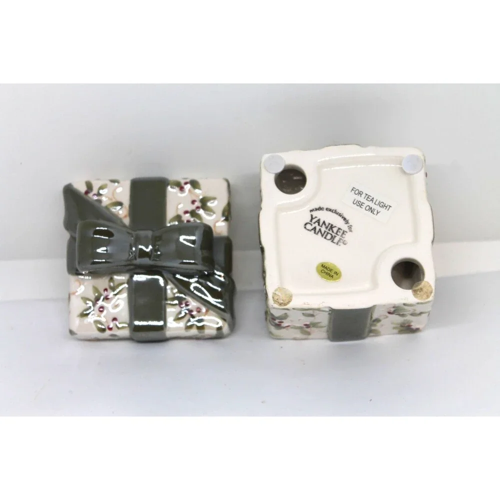 Yankee Candle Gift Box Present Tealight Ceramic Candle Holder Candle Included